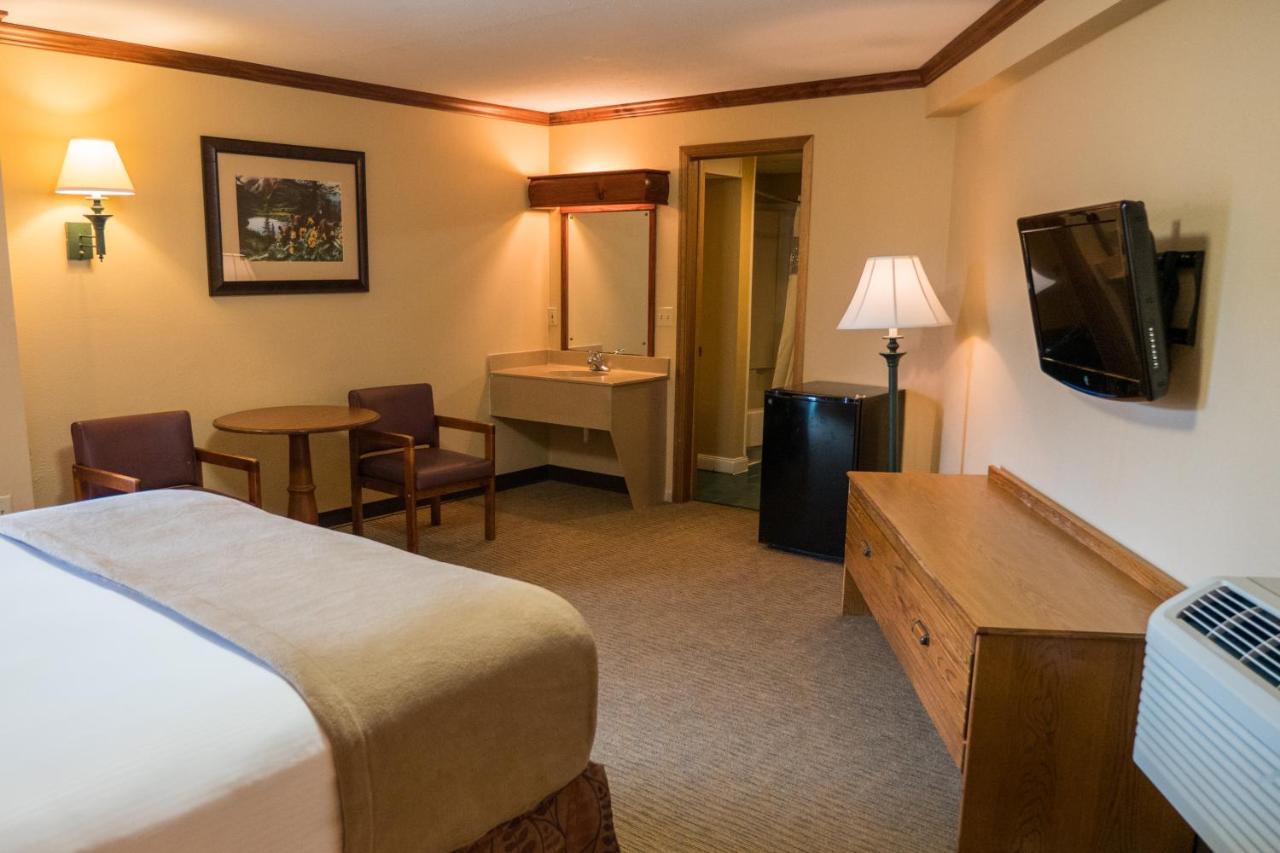 Wild Bear Inn Pigeon Forge Buitenkant foto