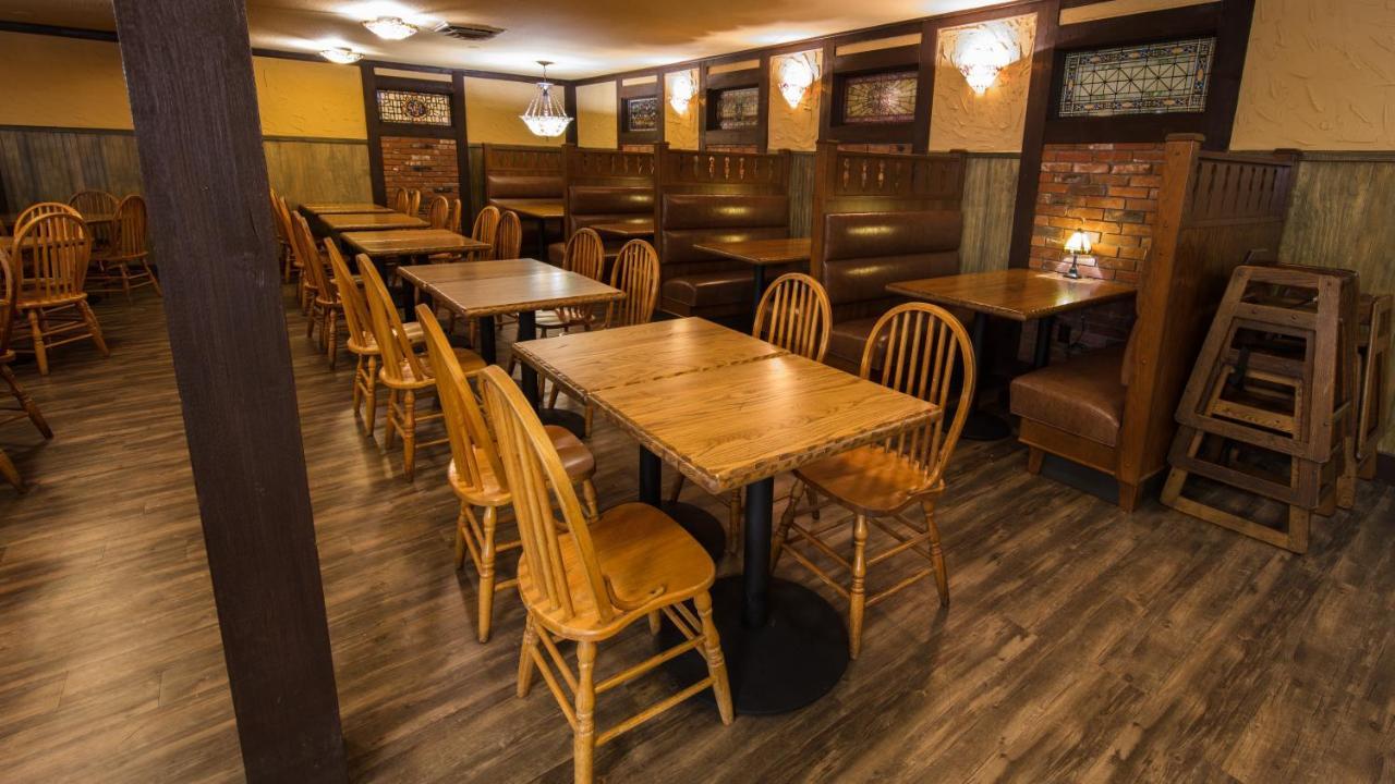 Wild Bear Inn Pigeon Forge Buitenkant foto