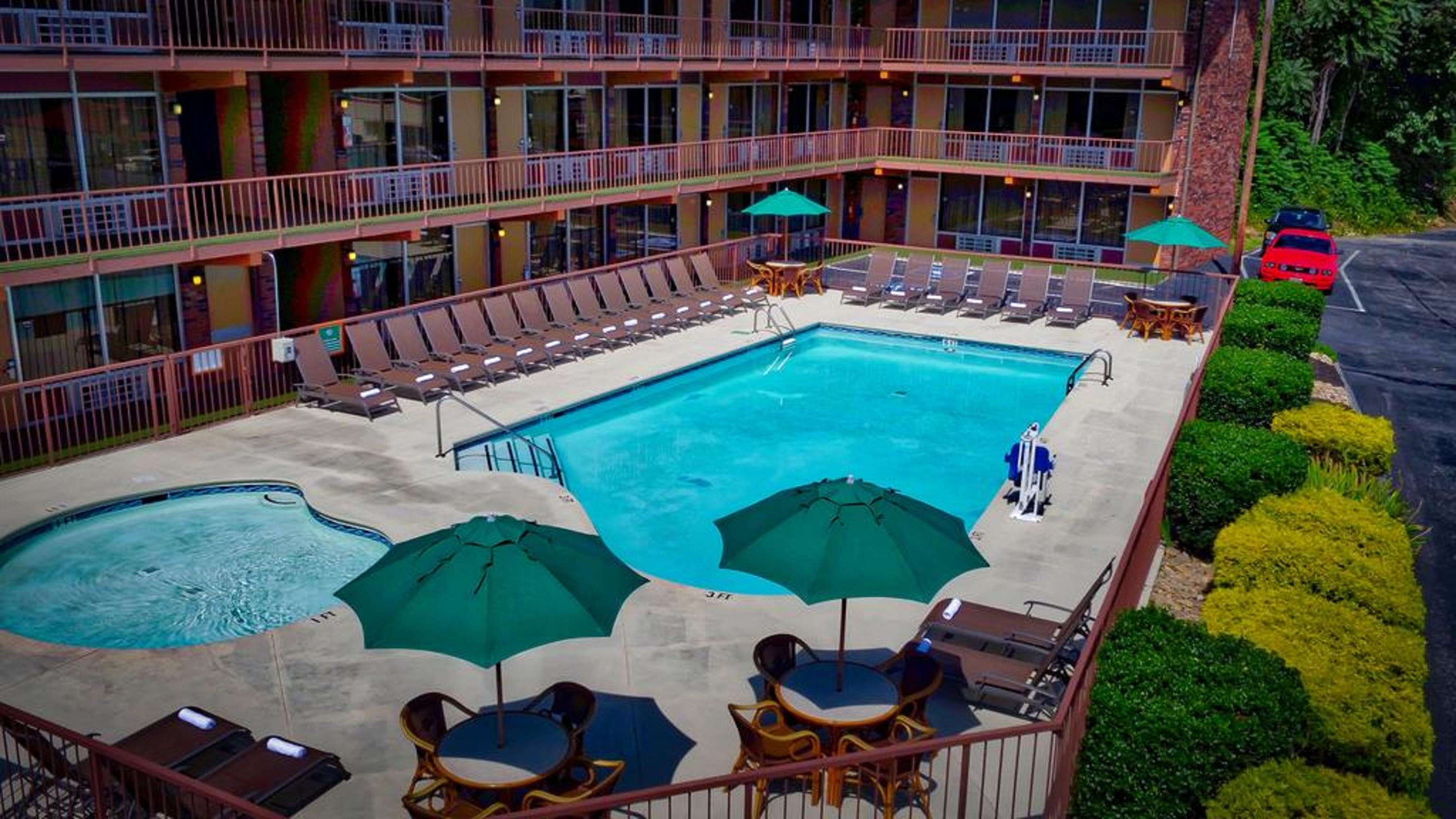 Wild Bear Inn Pigeon Forge Buitenkant foto