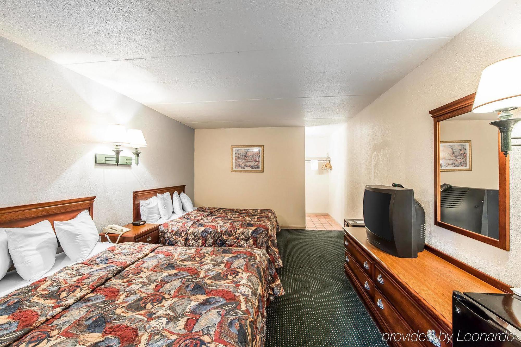 Wild Bear Inn Pigeon Forge Buitenkant foto
